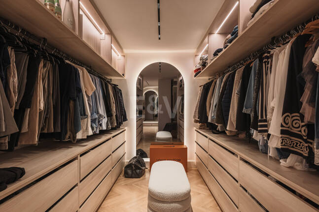 Sophistizierte Penthouse-Wohnung mit Panoramablick