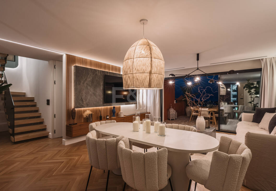 Sophistizierte Penthouse-Wohnung mit Panoramablick