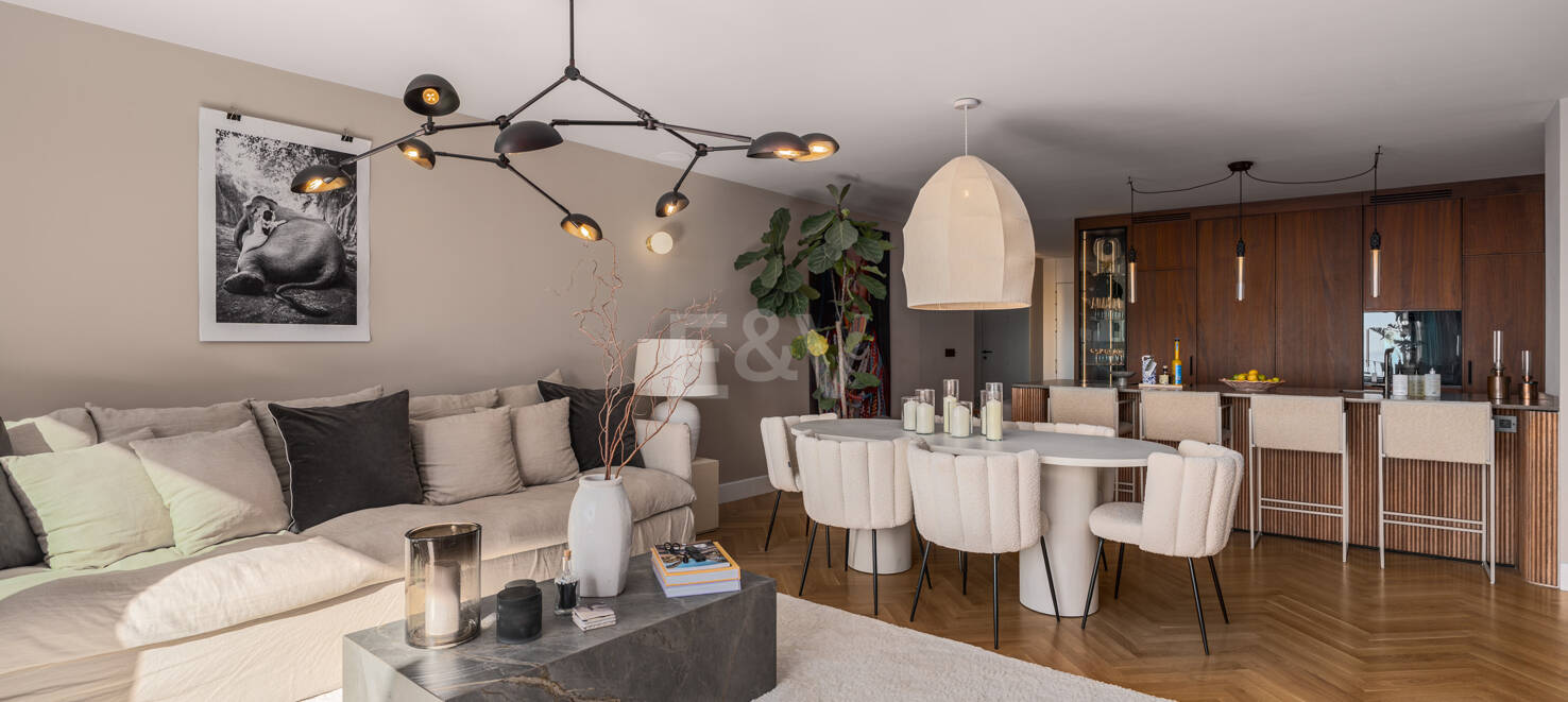 Sofisticado Ático con Vistas Panorámicas