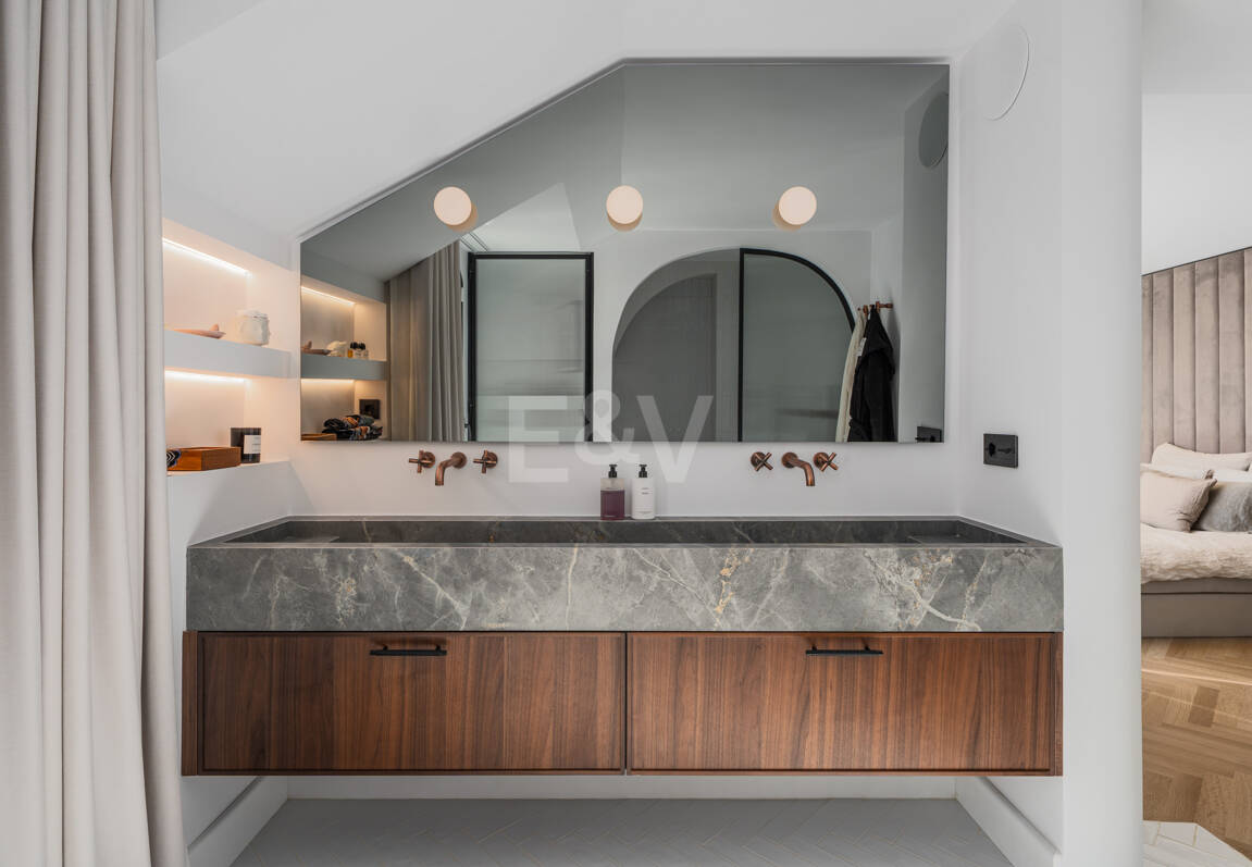 Sophistizierte Penthouse-Wohnung mit Panoramablick