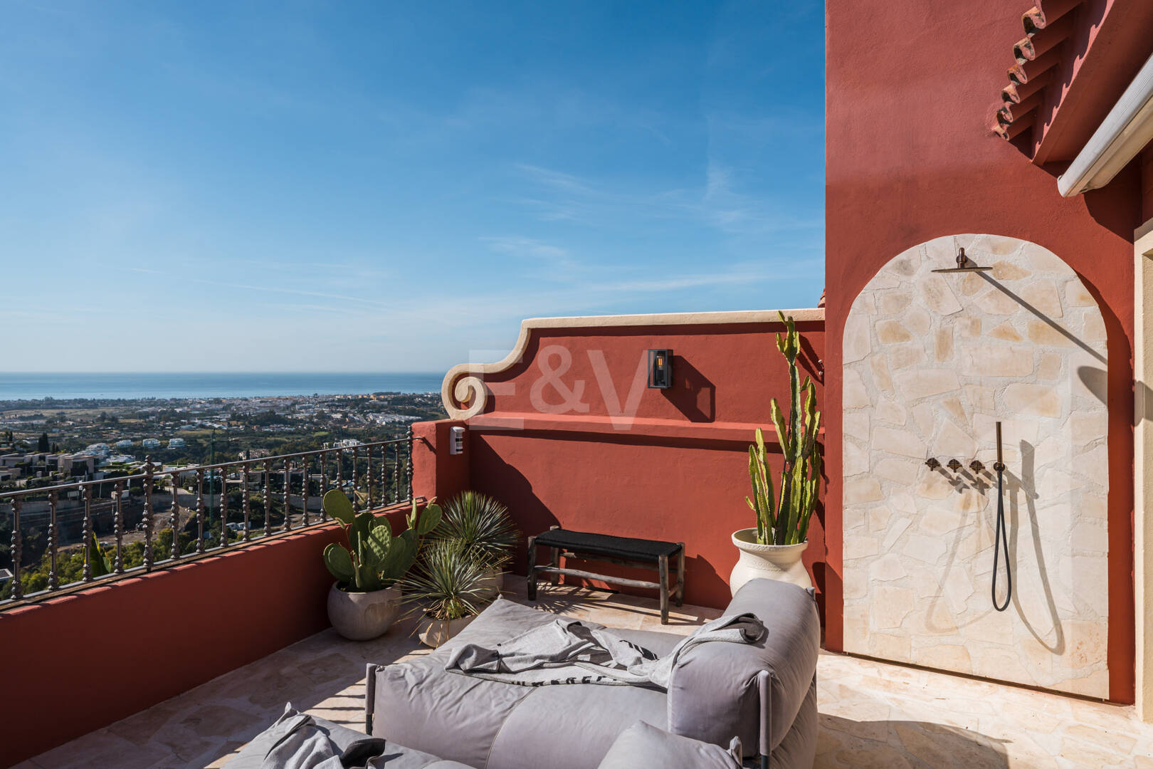 Sophistizierte Penthouse-Wohnung mit Panoramablick