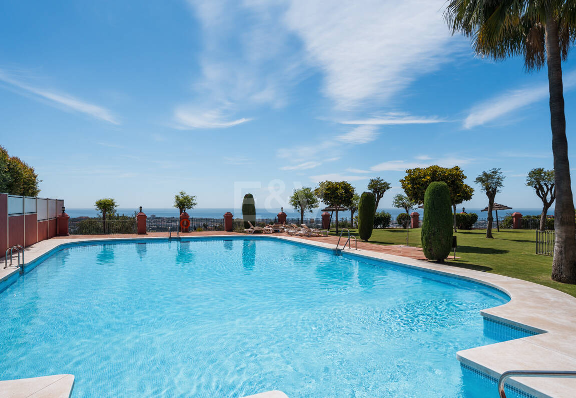 Sophistizierte Penthouse-Wohnung mit Panoramablick