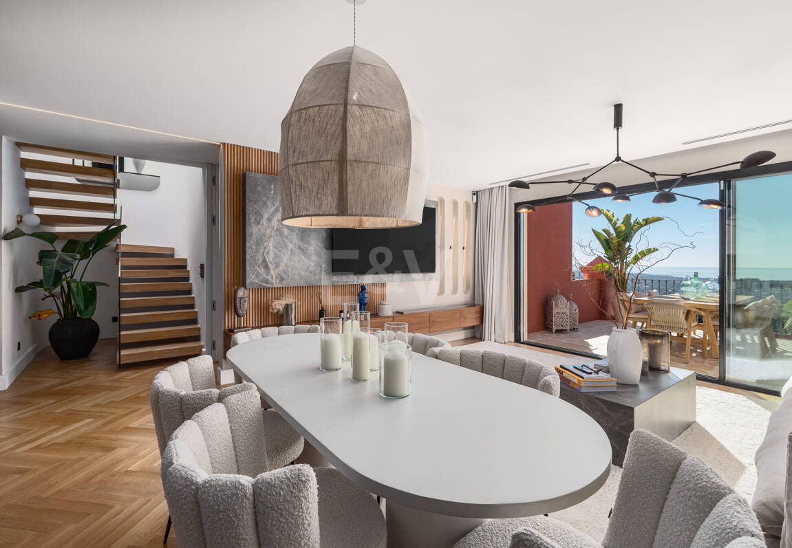 Sophistizierte Penthouse-Wohnung mit Panoramablick
