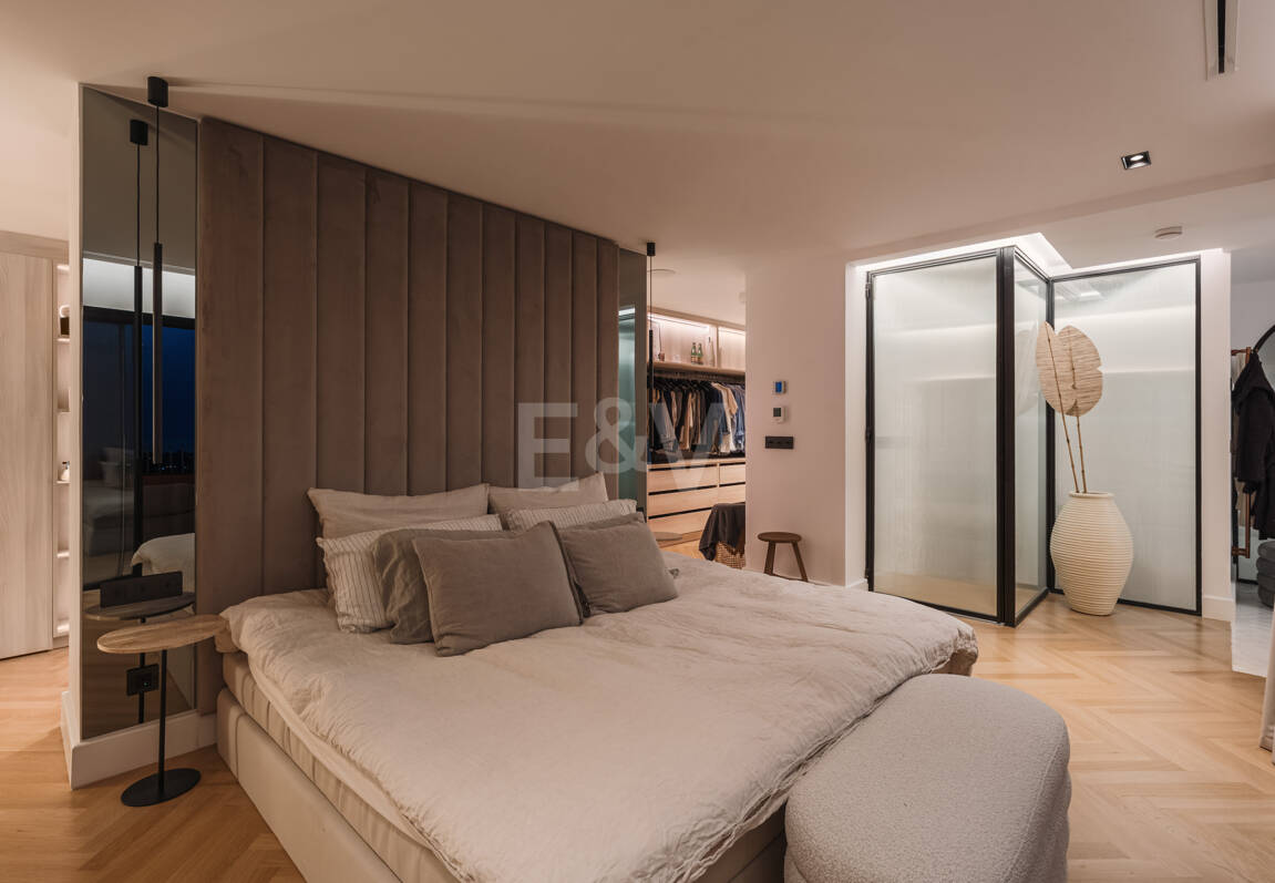 Sophistizierte Penthouse-Wohnung mit Panoramablick
