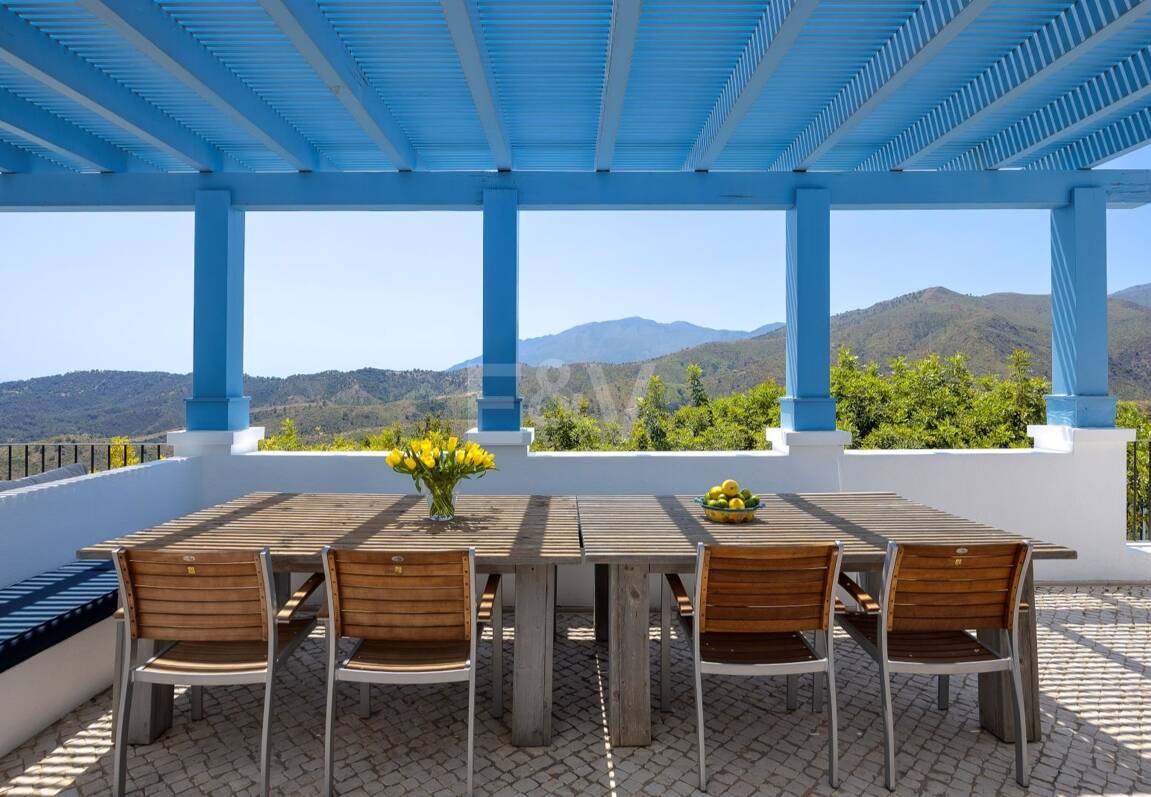 Cortijo Style Villa With Panoramic Sea Views and Complete Privacy