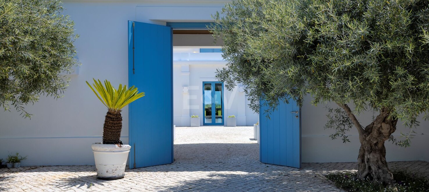 Cortijo Style Villa With Panoramic Sea Views and Complete Privacy
