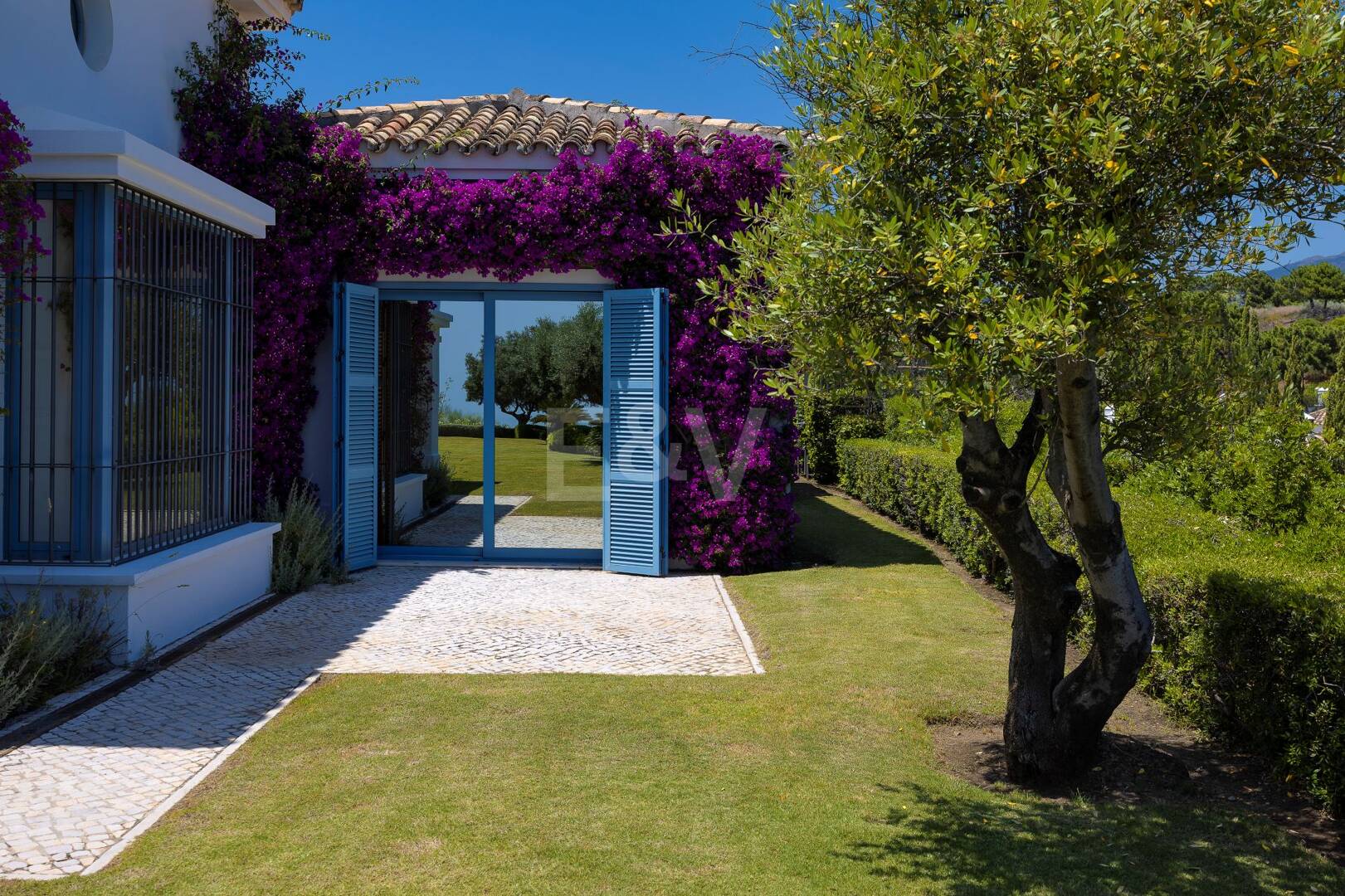 Villa de style Cortijo avec vue panoramique sur la mer et confidentialité complète