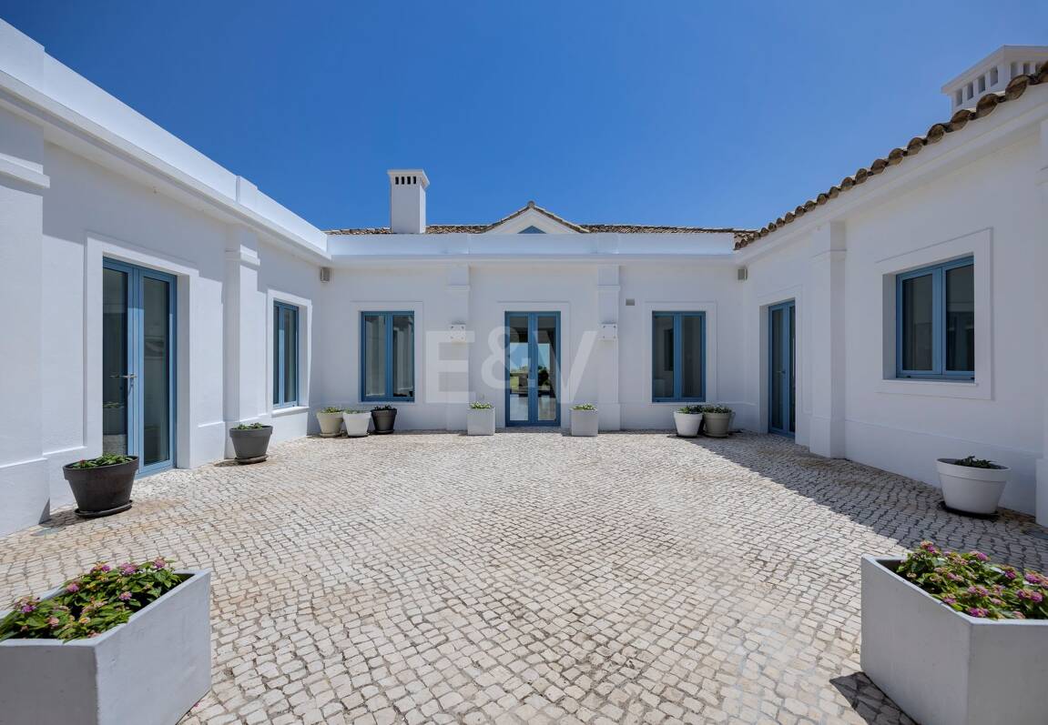 Cortijo Style Villa With Panoramic Sea Views and Complete Privacy