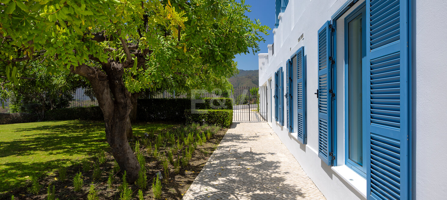 Cortijo Style Villa With Panoramic Sea Views and Complete Privacy