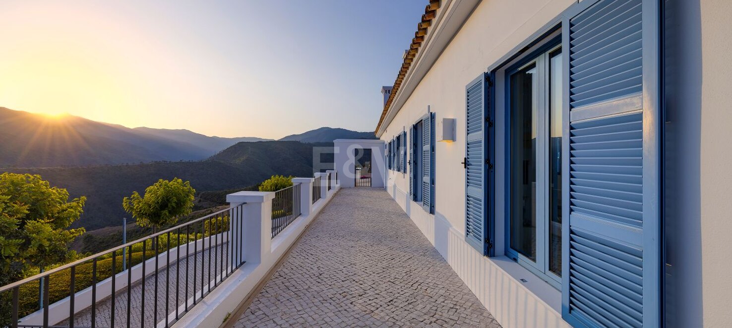 Cortijo Style Villa With Panoramic Sea Views and Complete Privacy