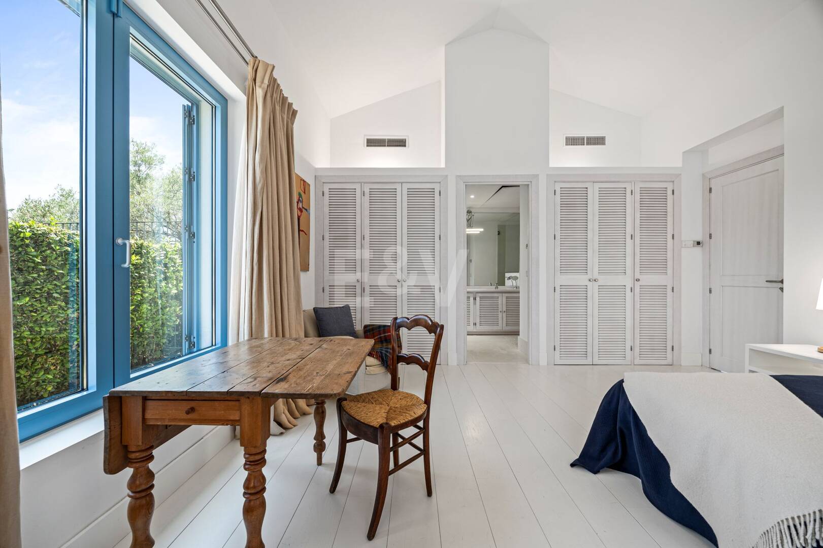 Villa de style Cortijo avec vue panoramique sur la mer et confidentialité complète