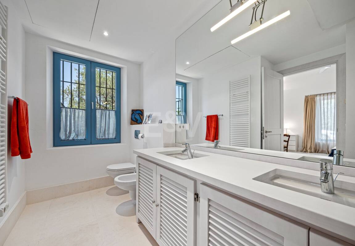 Cortijo Style Villa With Panoramic Sea Views and Complete Privacy