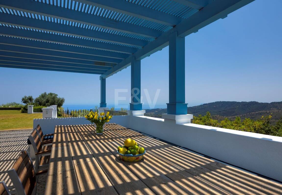 Cortijo Style Villa With Panoramic Sea Views and Complete Privacy