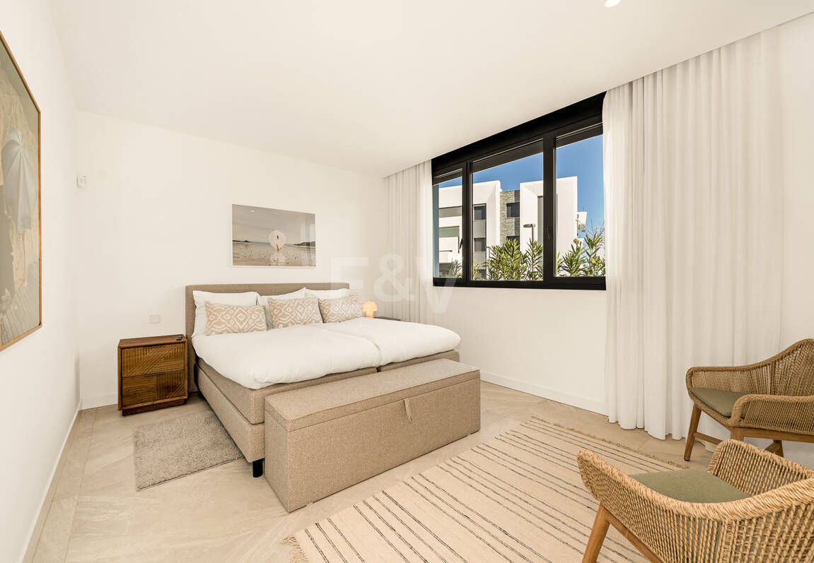 Elegancki apartament z ogrodem i prywatnym basenem w ekskluzywnym kompleksie wypoczynkowym