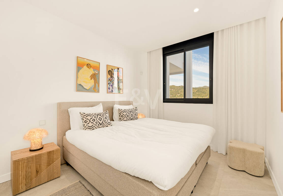 Elegancki apartament z ogrodem i prywatnym basenem w ekskluzywnym kompleksie wypoczynkowym