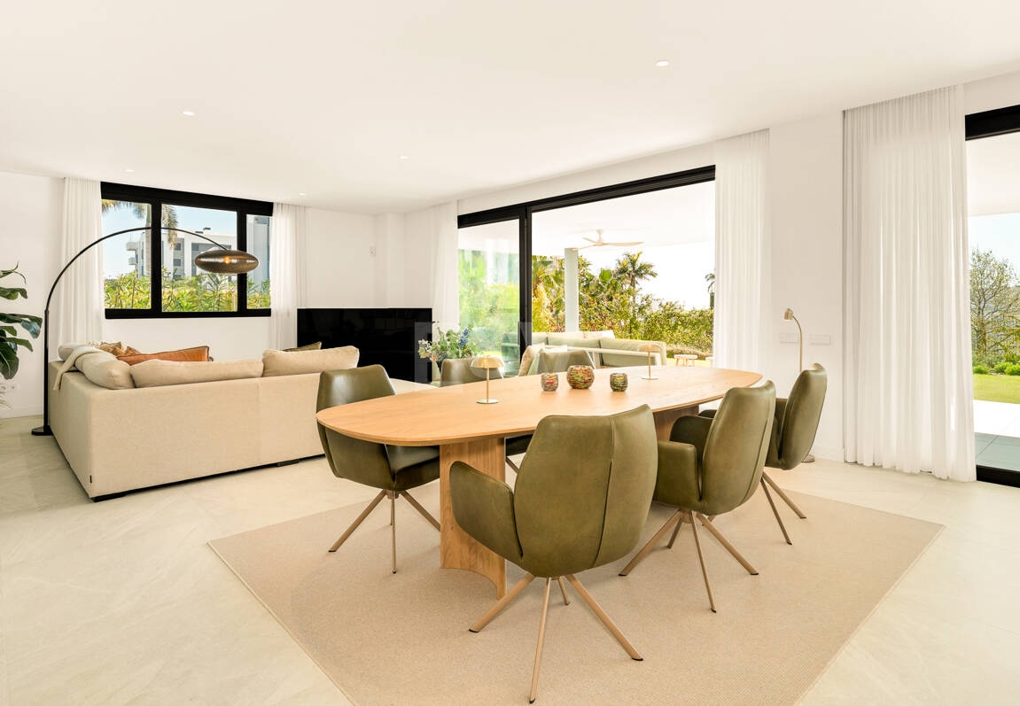 Elegancki apartament z ogrodem i prywatnym basenem w ekskluzywnym kompleksie wypoczynkowym