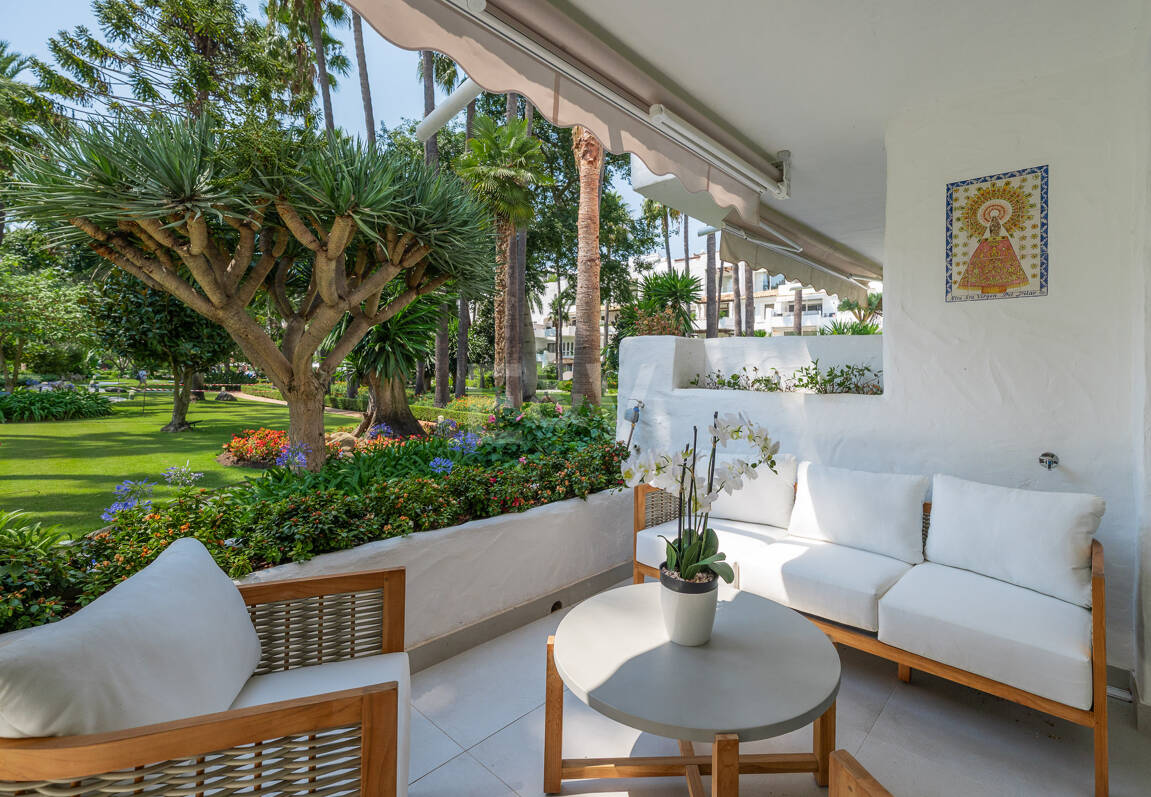 Exklusive Erdgeschosswohnung mit Resort-ähnlichen Annehmlichkeiten