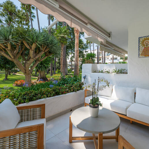Exclusive Ground-Floor Apartment with Resort-Style Amenities