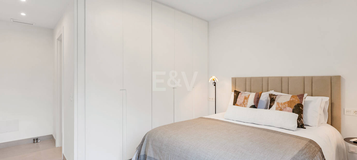 Exclusive Ground-Floor Apartment with Resort-Style Amenities