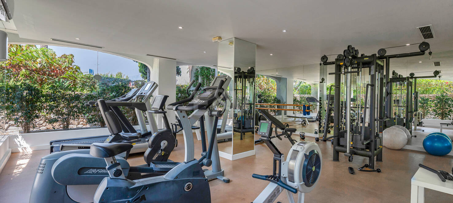 Exclusive Ground-Floor Apartment with Resort-Style Amenities
