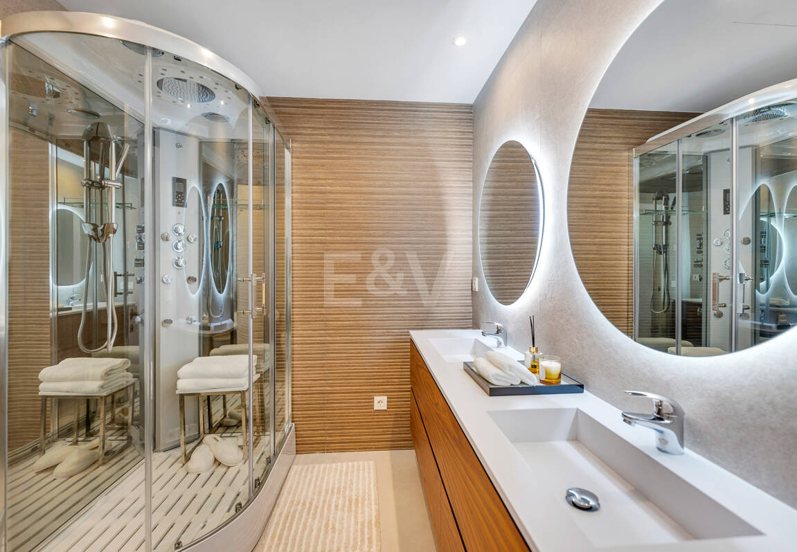 Exklusive Erdgeschosswohnung mit Resort-ähnlichen Annehmlichkeiten