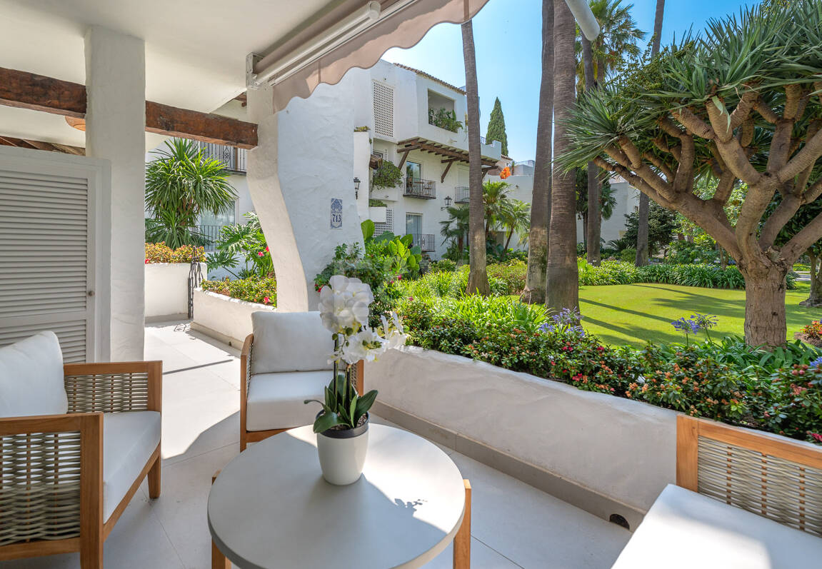 Exklusive Erdgeschosswohnung mit Resort-ähnlichen Annehmlichkeiten