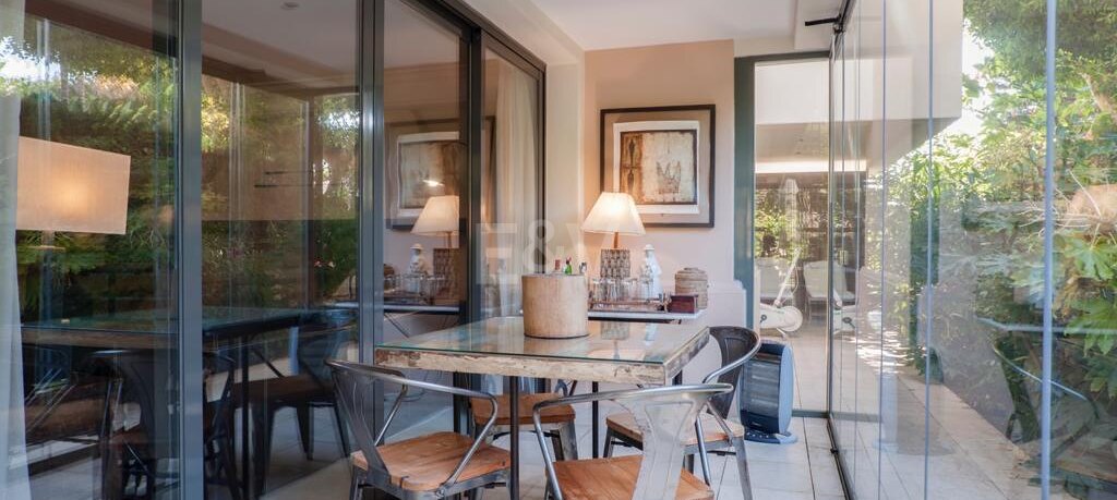 3-Zimmer-Wohnung ab Juli 2025 nur 300m vom Strand in Los Monteros verfügbar