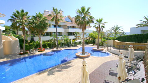 3-bedroom apartment available for July 2025 just 300m from the beach in Los Monteros
