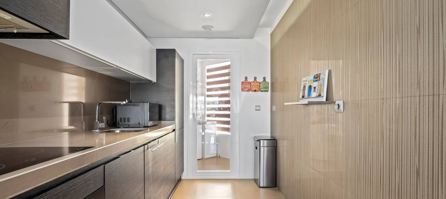Przestronne Parter Apartament w pobliżu Golf Course z panoramą Widok