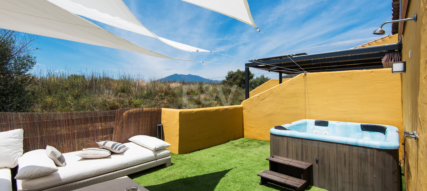 Charmantes Reihenhaus in La Meridiana – Stil und Komfort an der Goldenen Meile