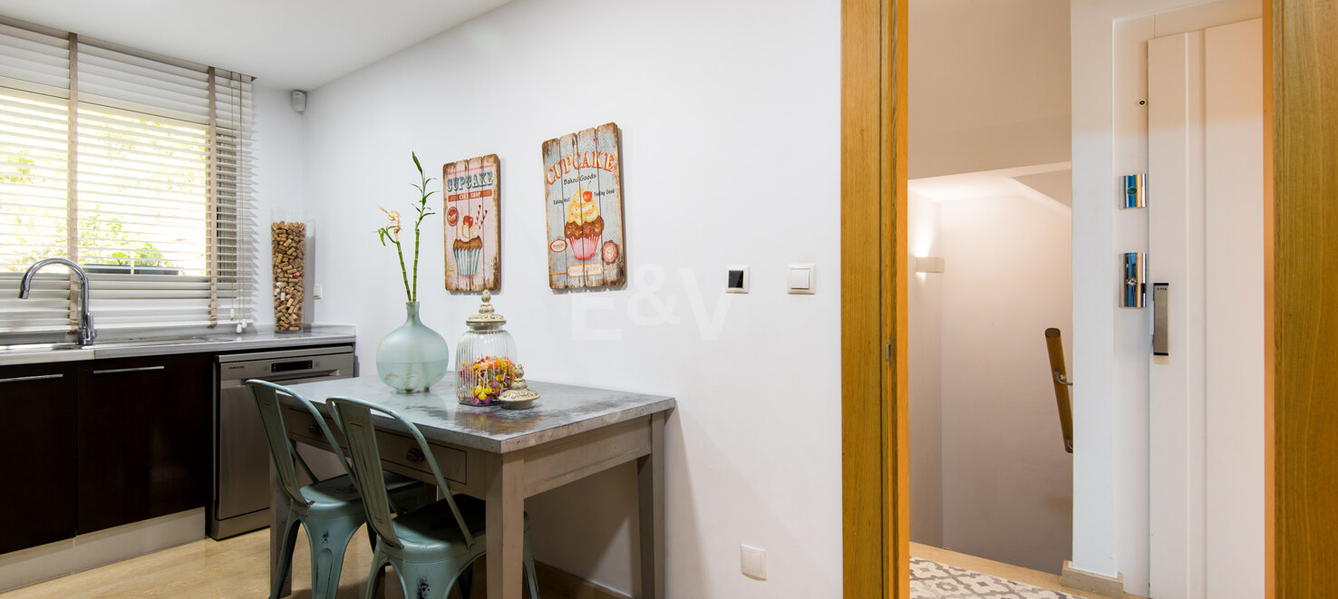 Charmantes Reihenhaus in La Meridiana – Stil und Komfort an der Goldenen Meile