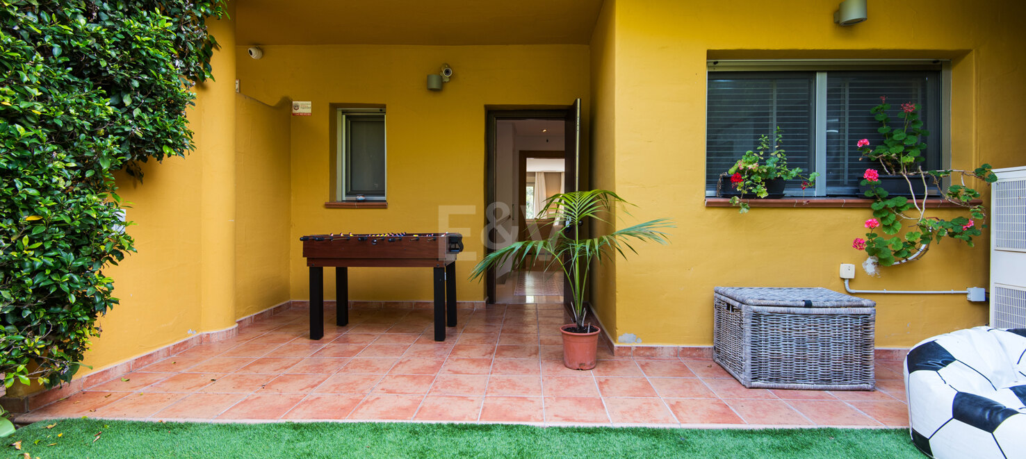 Charmantes Reihenhaus in La Meridiana – Stil und Komfort an der Goldenen Meile