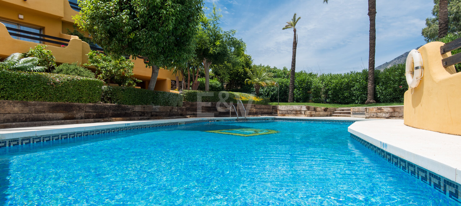 Charmantes Reihenhaus in La Meridiana – Stil und Komfort an der Goldenen Meile