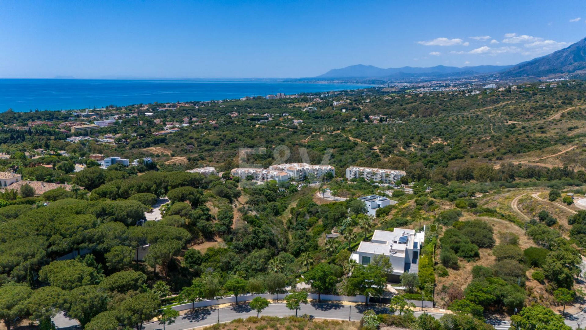 Garden Duplex Appartement dans une communauté de luxe avec services 5 étoiles à Elviria