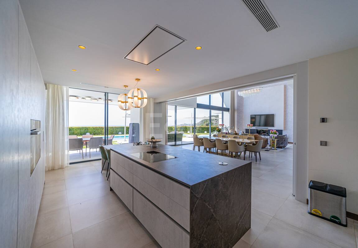 Frontline Golf Nowoczesna willa z morzem Widok obok klubu