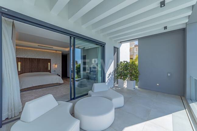 Frontline Golf Nowoczesna willa z morzem Widok obok klubu