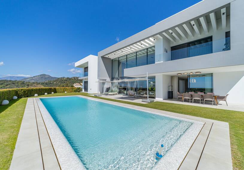 Frontline Golf Nowoczesna willa z morzem Widok obok klubu