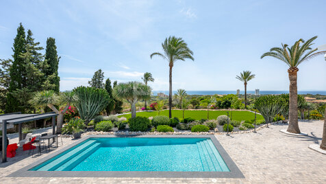 Superbe villa moderne sur un grand terrain de plus de 5000 M2