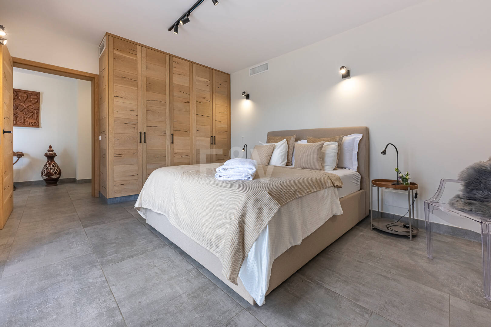 Imponerande modern villa på en stor tomt på över 5000 M2