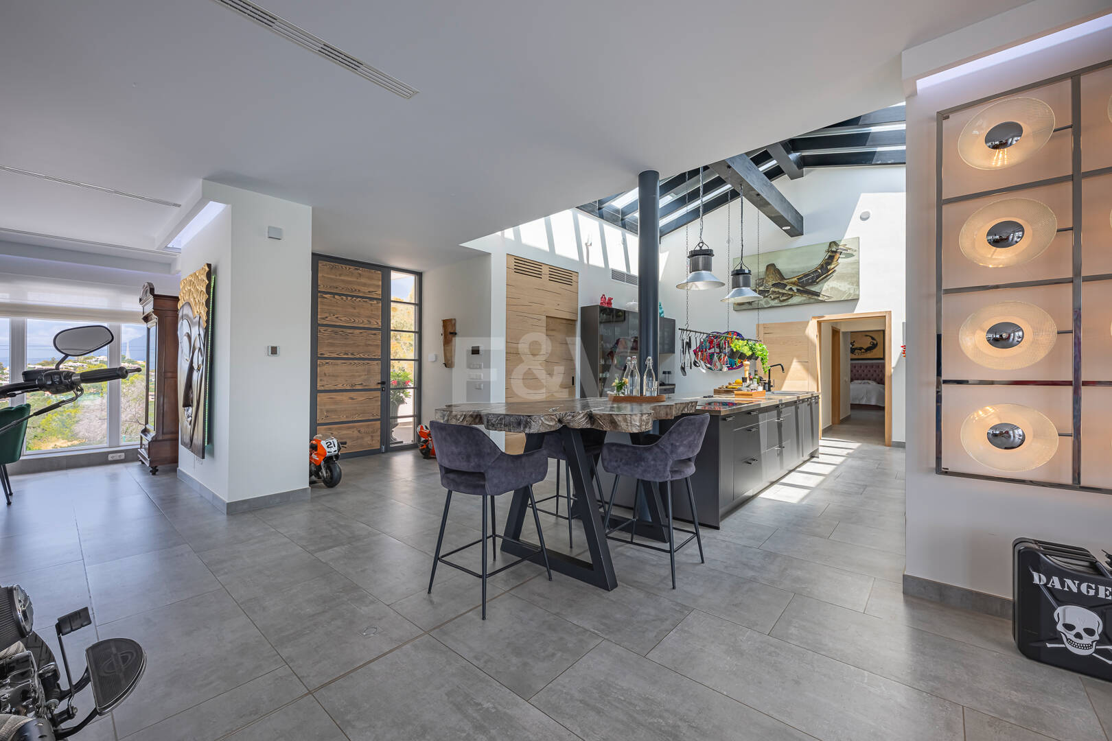 Imponerande modern villa på en stor tomt på över 5000 M2