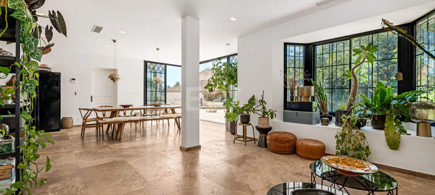 Boho Style Andalusian Villa steg till stranden i Marbesa