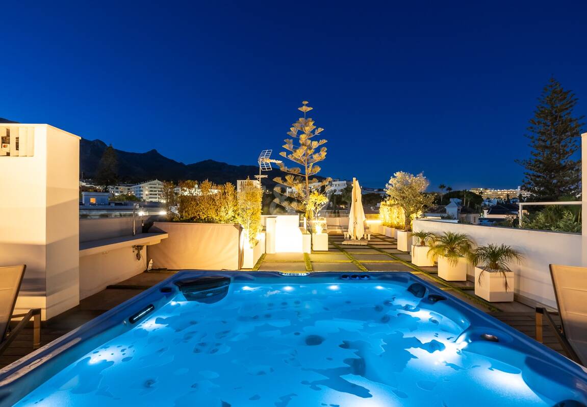 Luxurious and eco-friendly contemporary house in Casablanca, Marbella from 21,000€/week