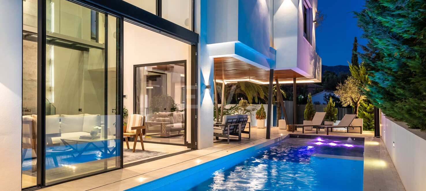 Maison contemporaine luxueuse et écologique à Casablanca, Marbella à partir de 21 000€/semaine