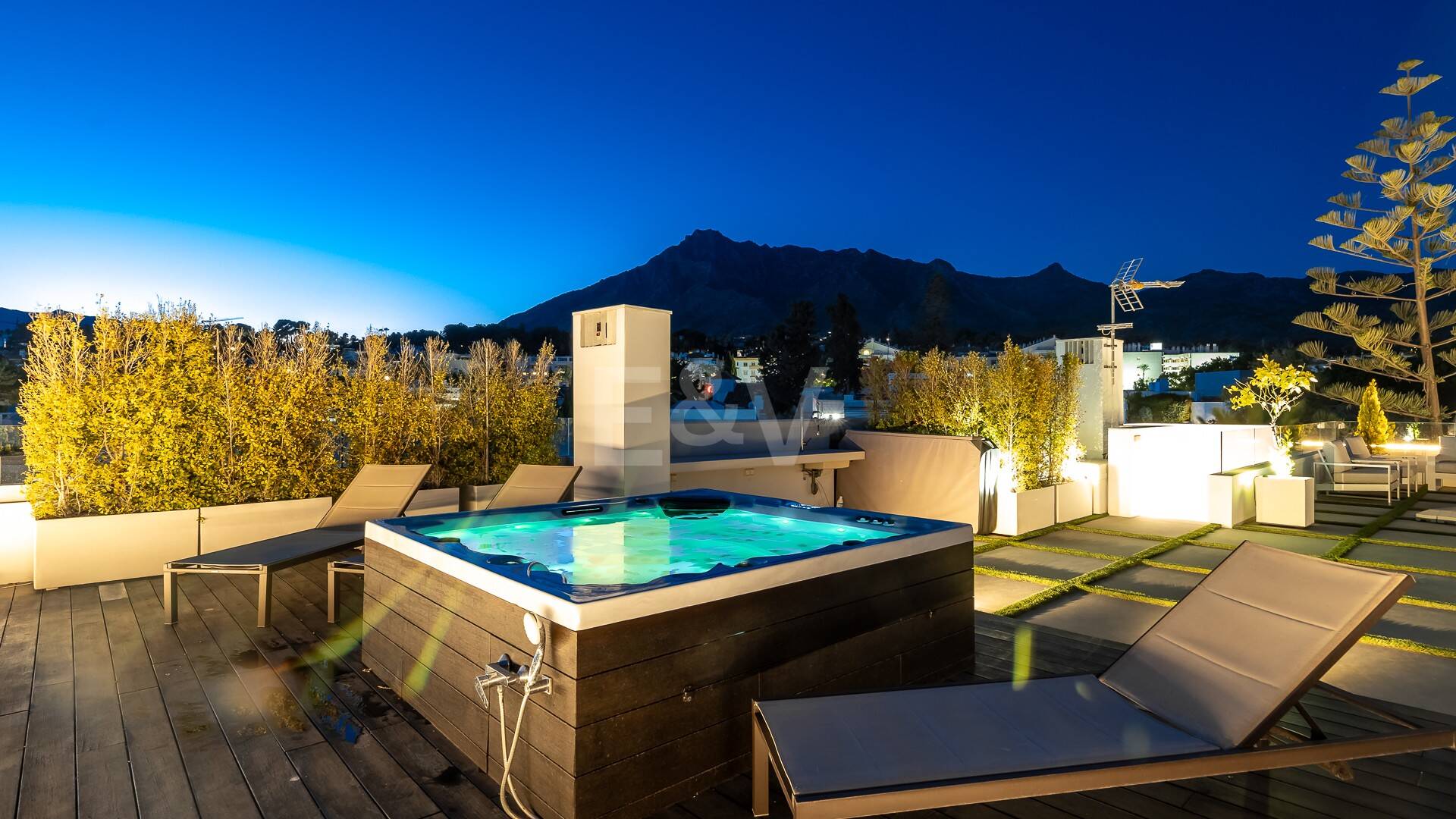 Luxurious and eco-friendly contemporary house in Casablanca, Marbella from 21,000€/week