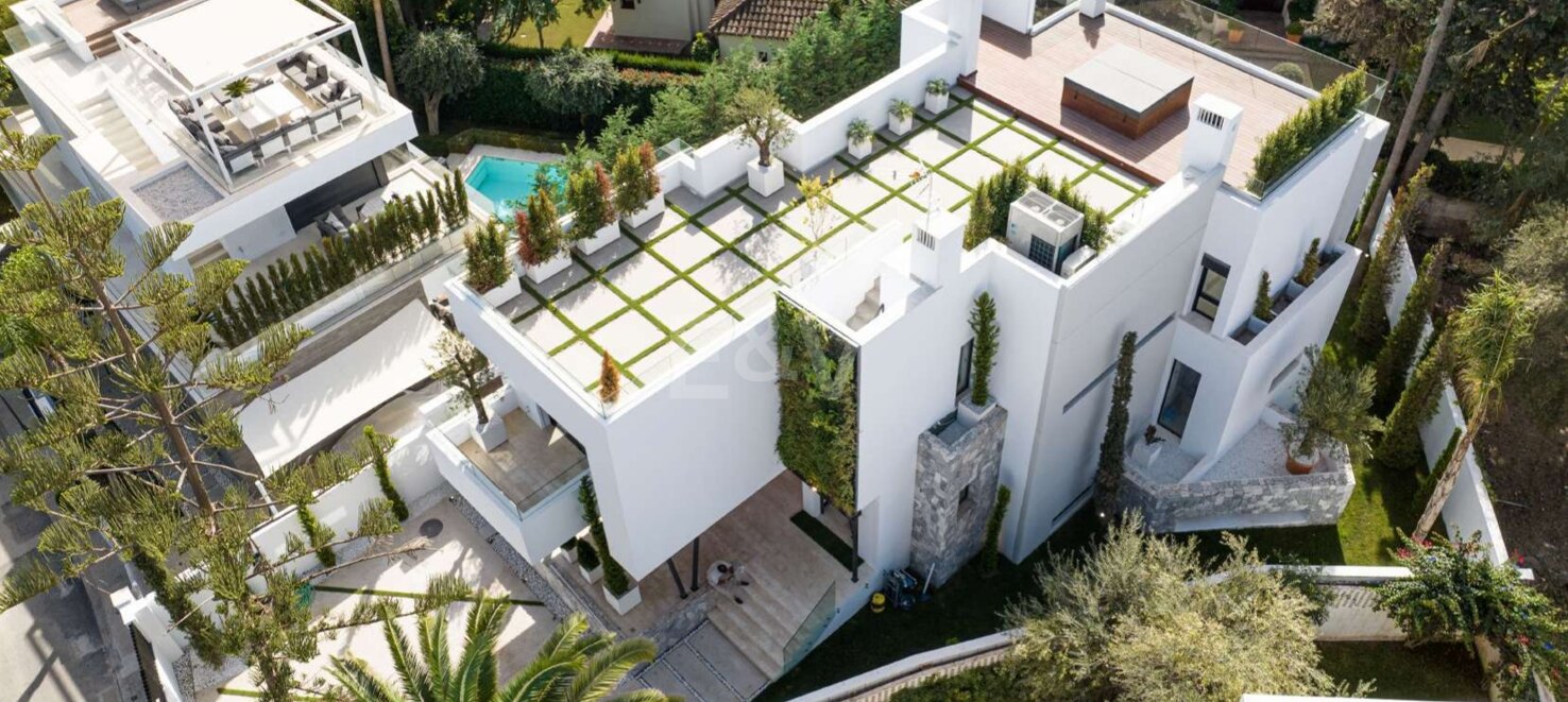 Maison contemporaine luxueuse et écologique à Casablanca, Marbella à partir de 21 000€/semaine
