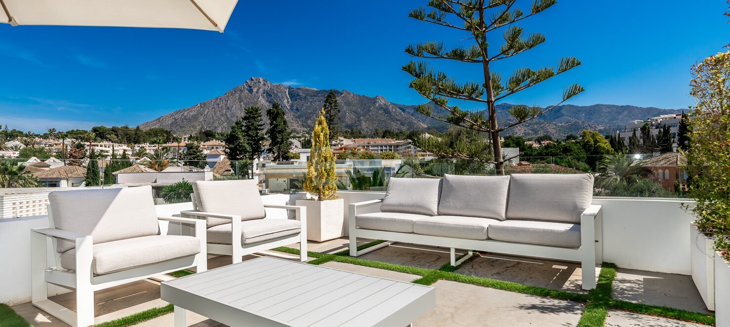 Maison contemporaine luxueuse et écologique à Casablanca, Marbella à partir de 21 000€/semaine