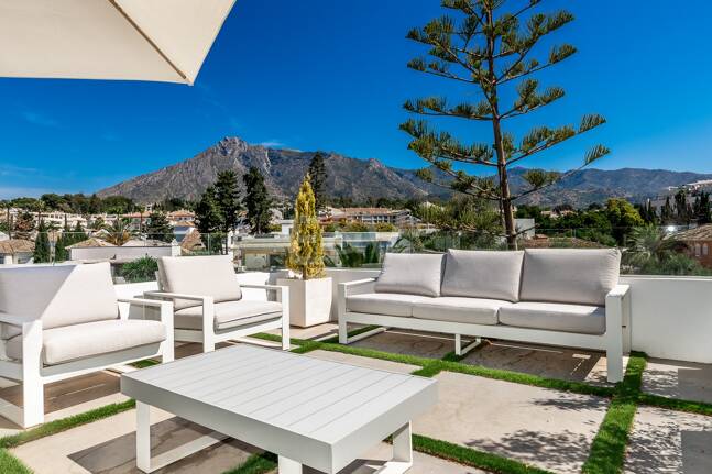 Luxurious and eco-friendly contemporary house in Casablanca, Marbella from 21,000€/week