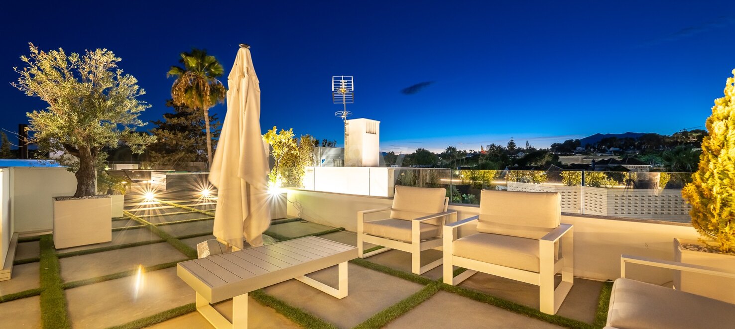 Maison contemporaine luxueuse et écologique à Casablanca, Marbella à partir de 21 000€/semaine