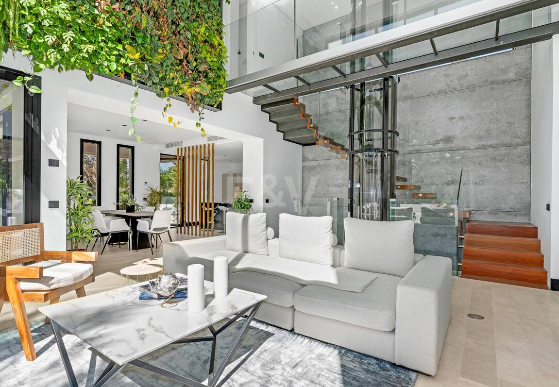 Luxurious and eco-friendly contemporary house in Casablanca, Marbella from 21,000€/week