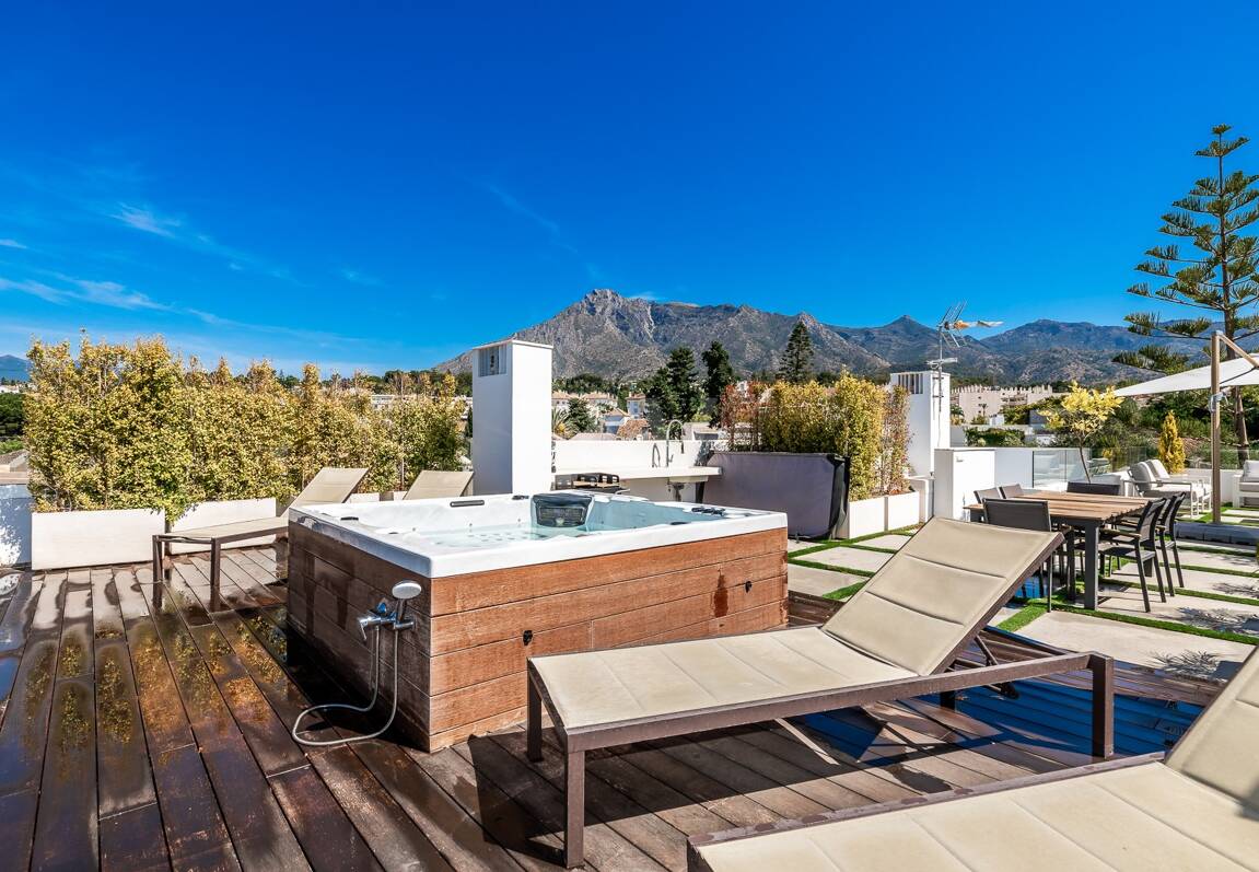 Luxurious and eco-friendly contemporary house in Casablanca, Marbella from 21,000€/week